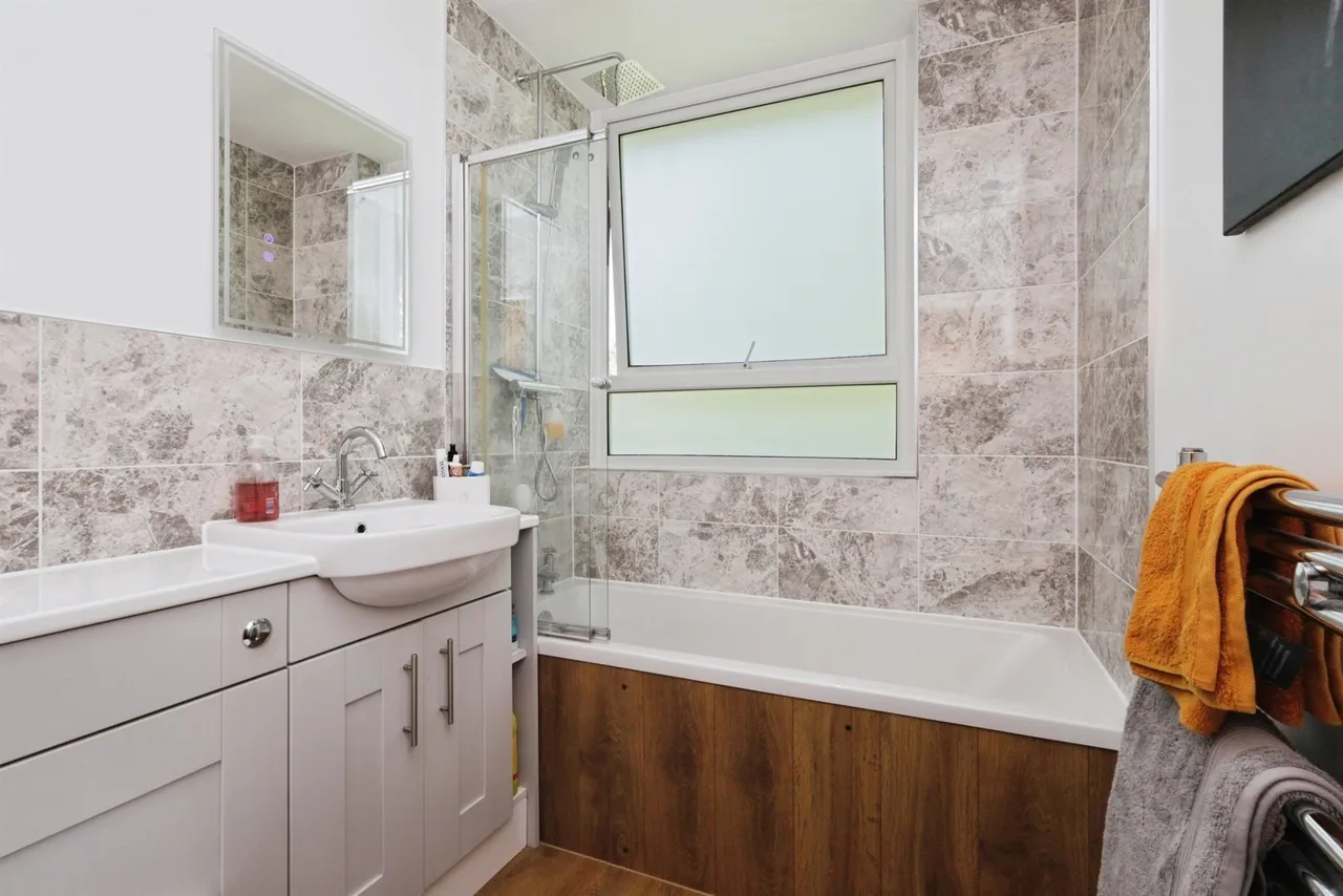 Woodcroft Drive, Eastbourne, photo 10