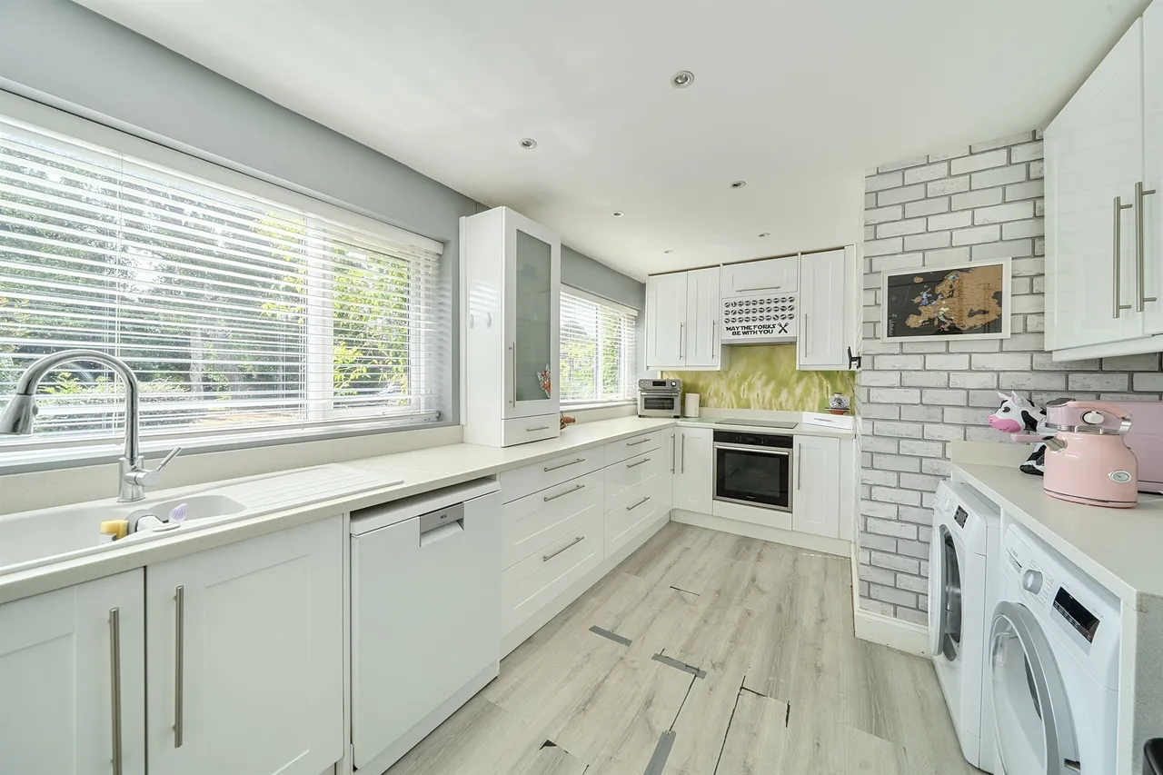 Meadowcroft, St. Albans, photo 5