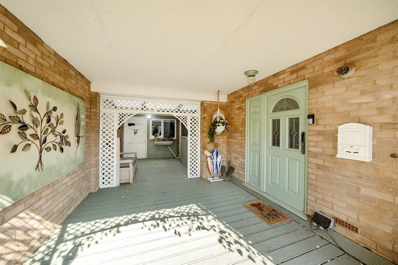 Meadowcroft, St. Albans, photo 2