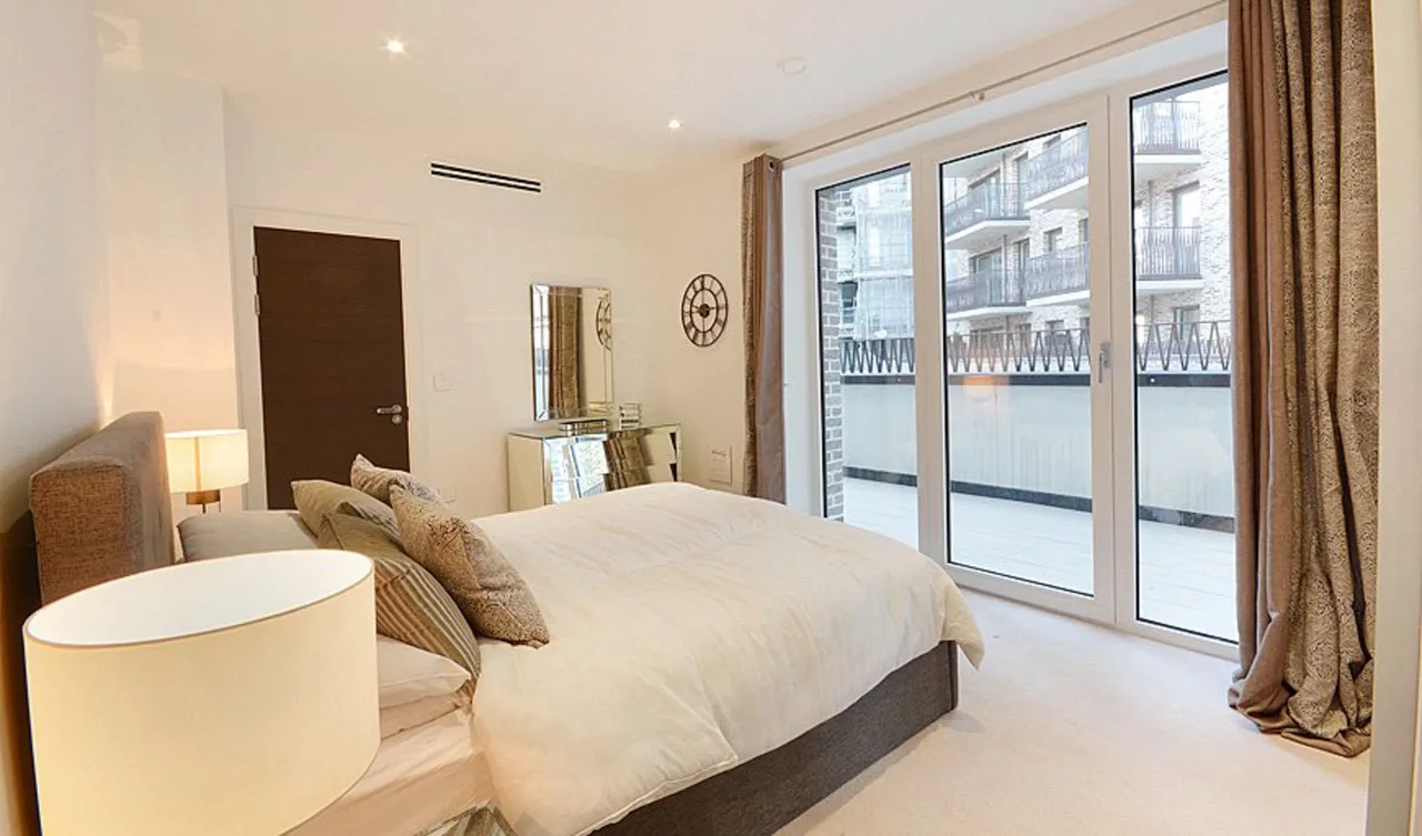 13 Elliston Apartments, 9 Glade Path, London, photo 5