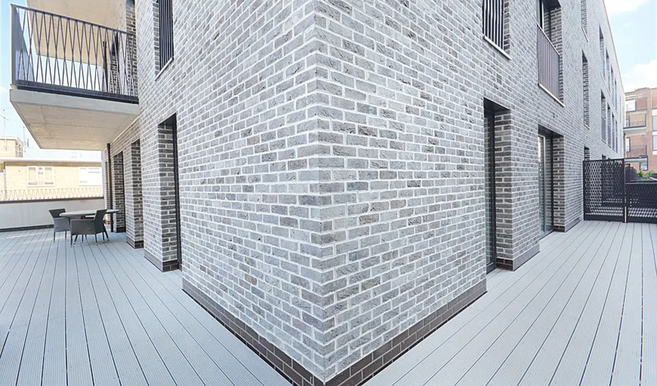 13 Elliston Apartments, 9 Glade Path, London, photo 11