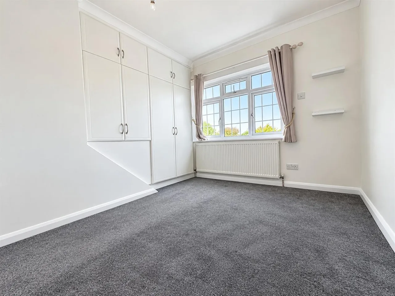 Cranbourne Close, Slough, photo 11
