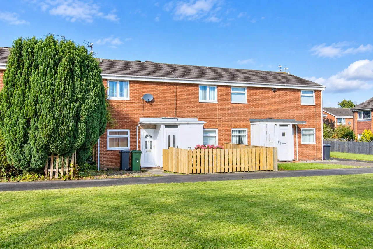 2 bed flat for sale, Hastings Court, Bedlington, NE22