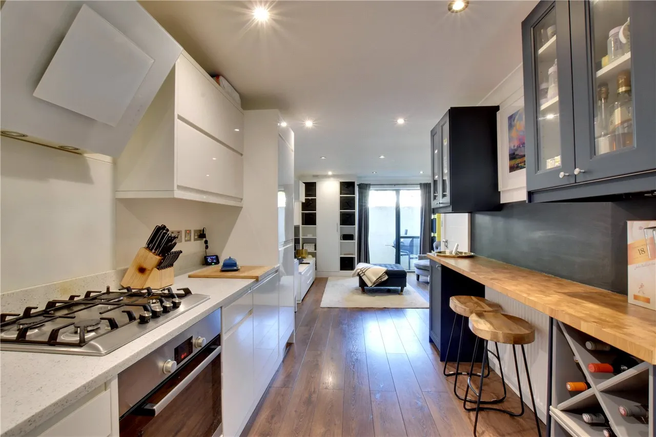 Arlington Close, Hither Green, London, SE13, photo 4