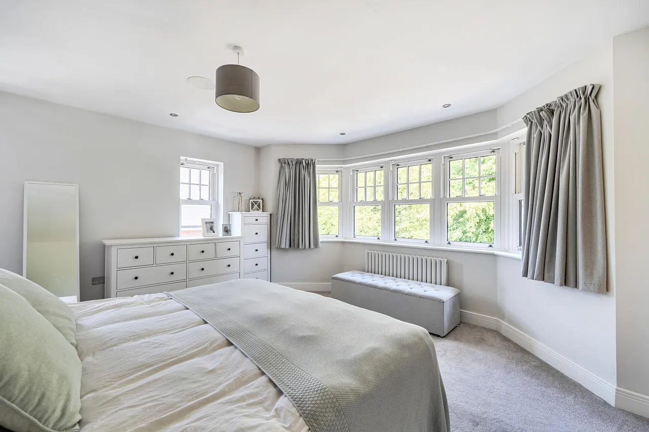 Westhall Road, Warlingham, photo 21