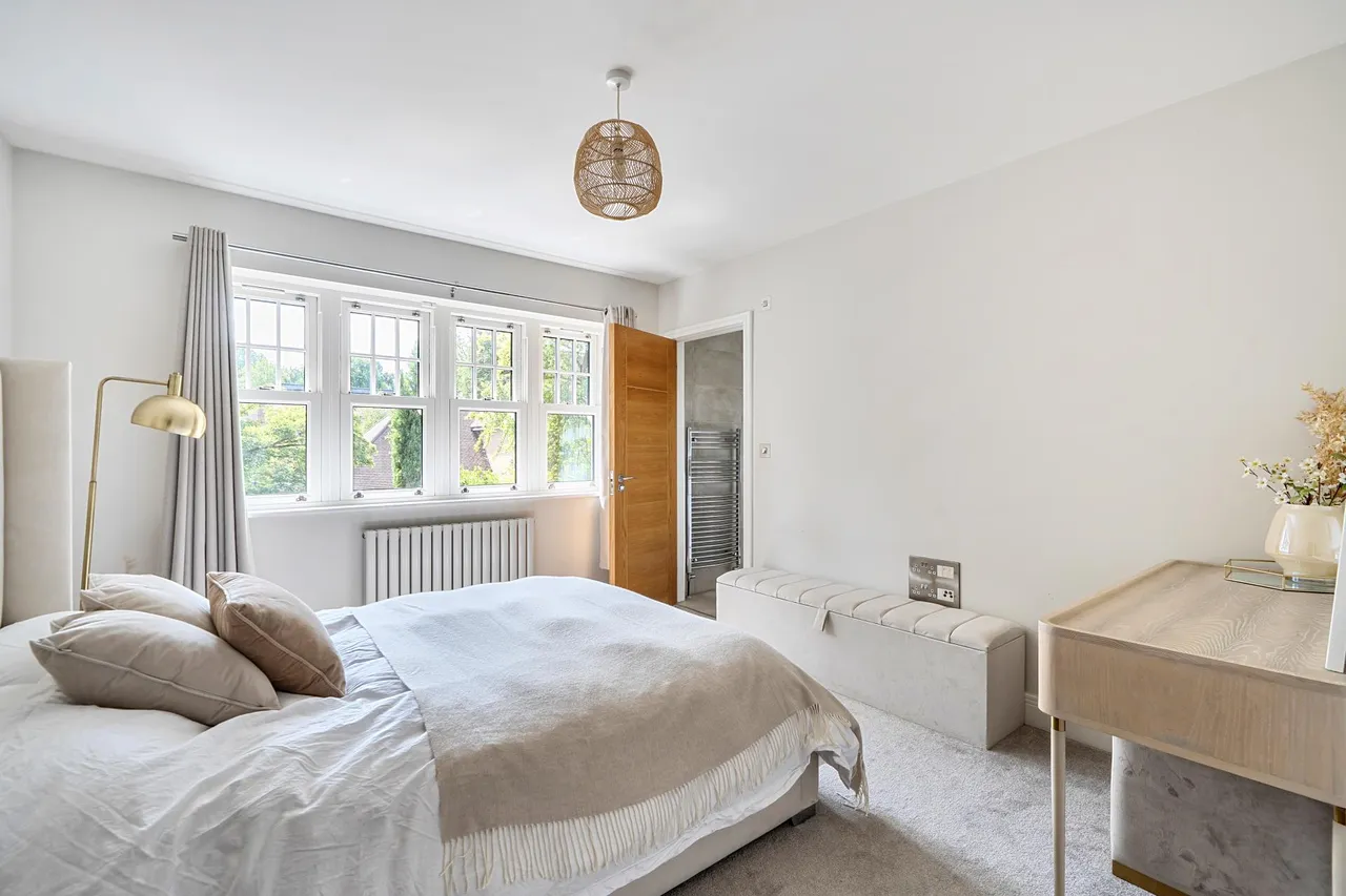 Westhall Road, Warlingham, photo 27