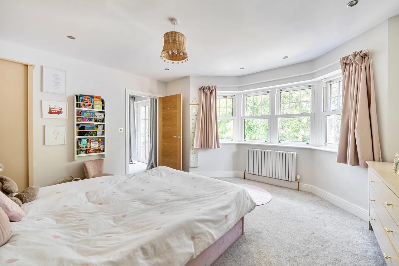 Westhall Road, Warlingham, photo 24
