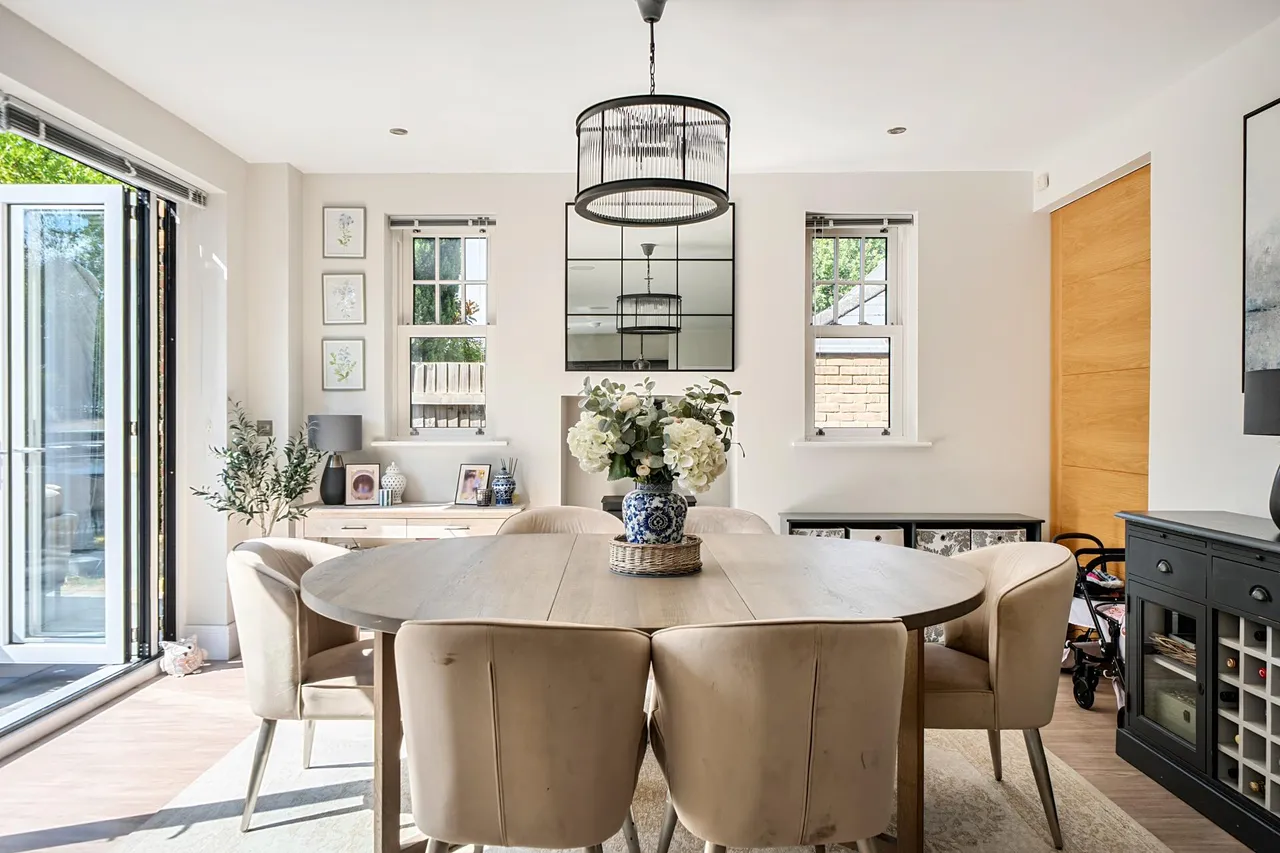 Westhall Road, Warlingham, photo 12