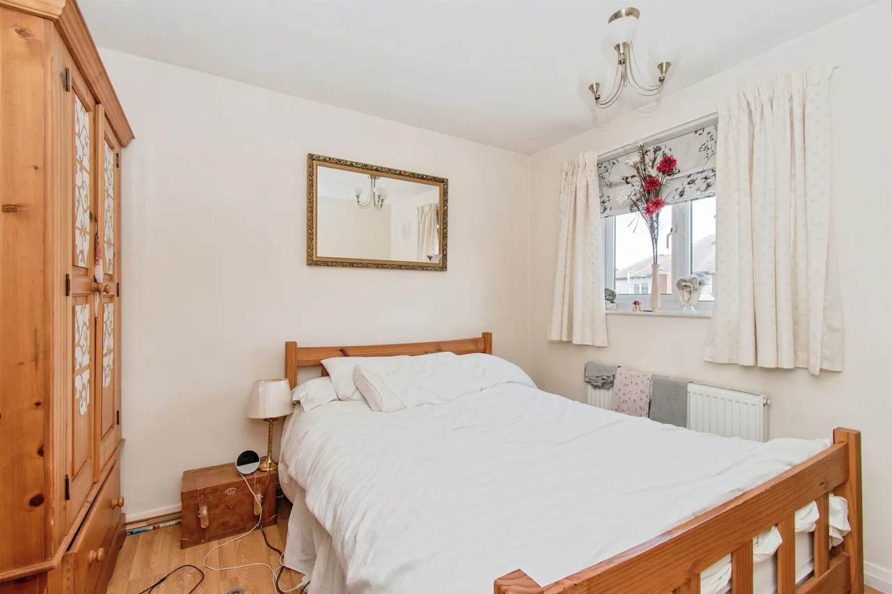 Firville Avenue, Normanton, photo 9