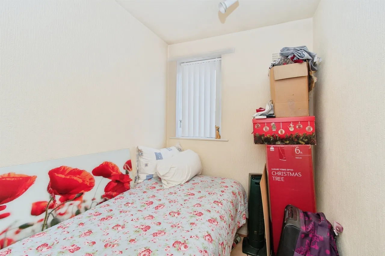 Firville Avenue, Normanton, photo 11