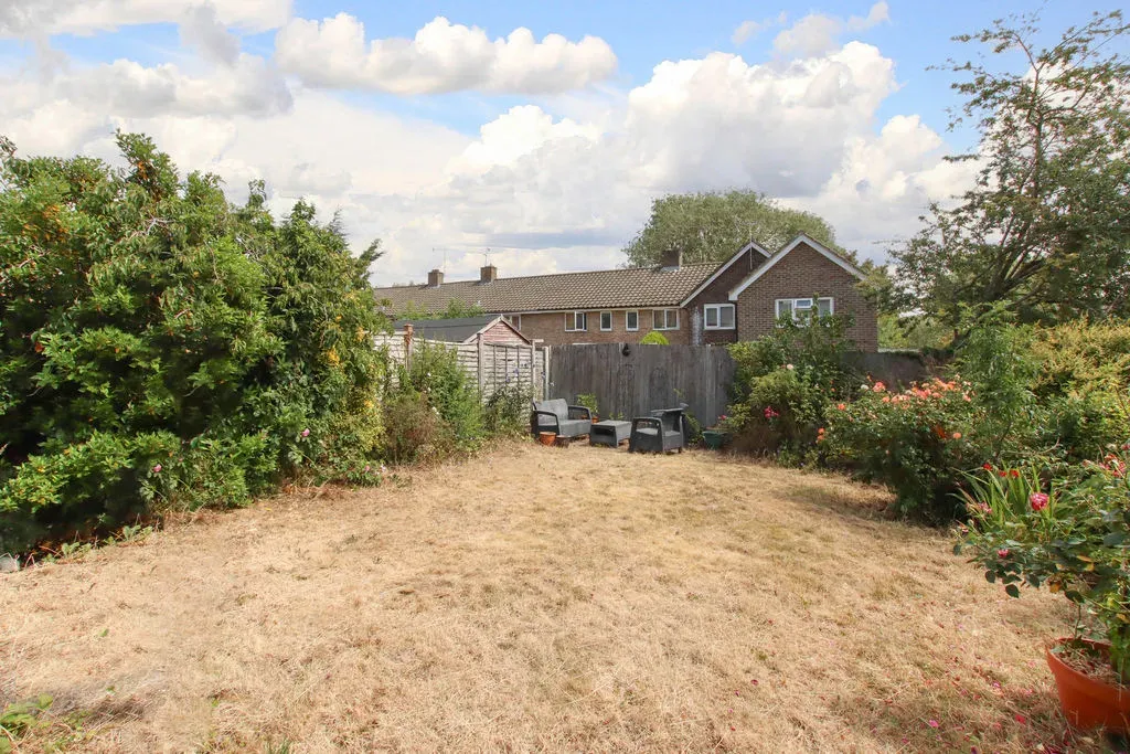 Pescot Hill, Hemel Hempstead, Hertfordshire, HP1 3HD, photo 2
