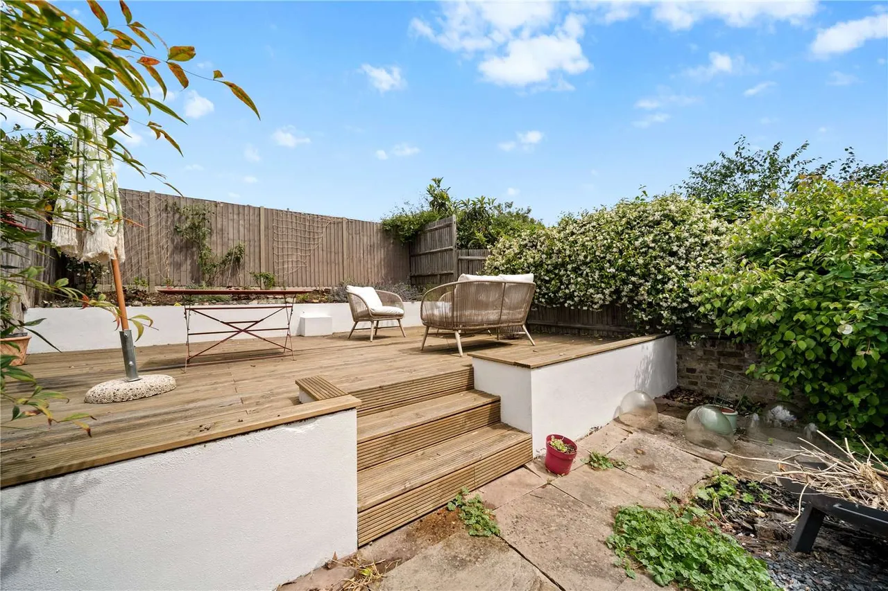 Knowsley Road, London, SW11, photo 5