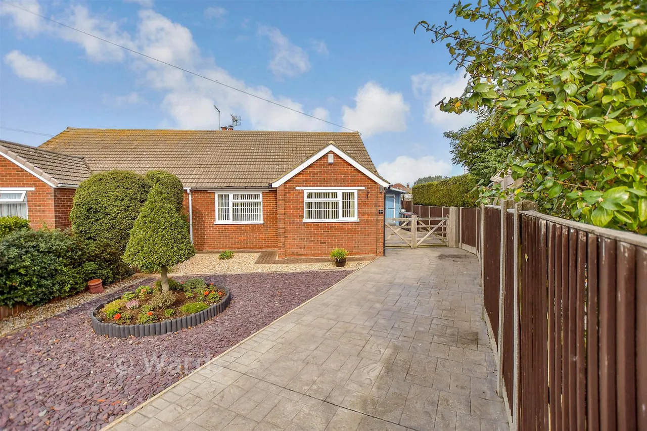 2 bed house for sale, Reculver Close, Herne Bay, CT6