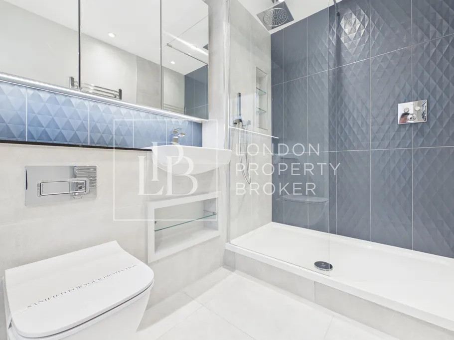 Southlake Road, London, SE28, photo 18