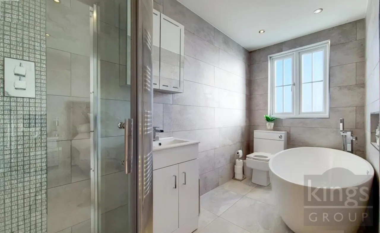 Sexton Close, Cheshunt, photo 8