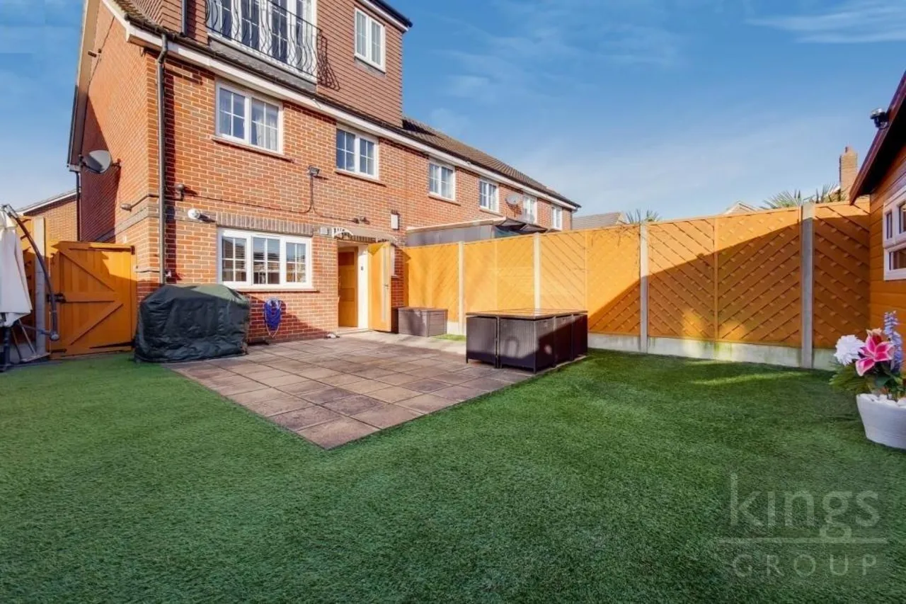 Sexton Close, Cheshunt, photo 17