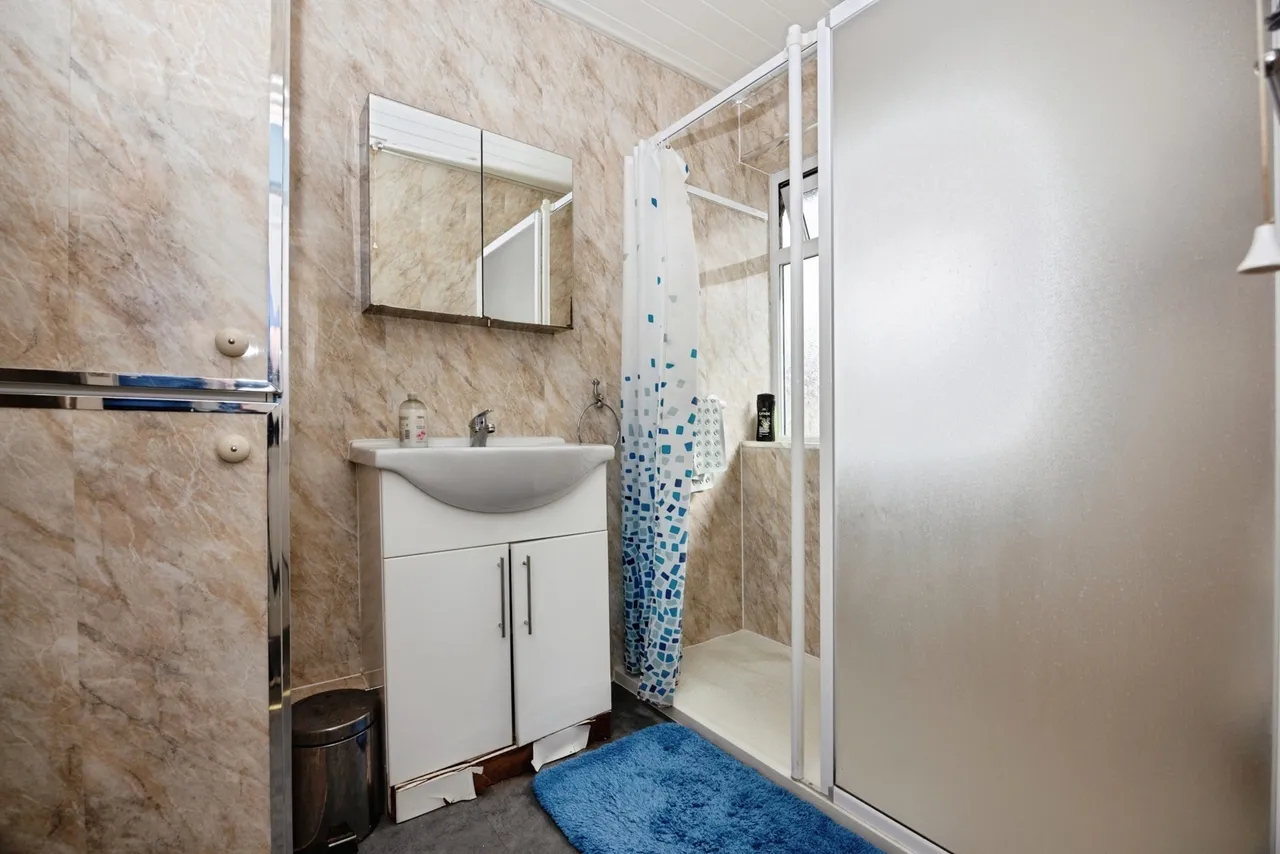 Weston Road, Guildford, GU2, photo 11