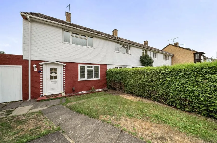 2 bed house for sale, Priestwood Avenue, Bracknell, RG42