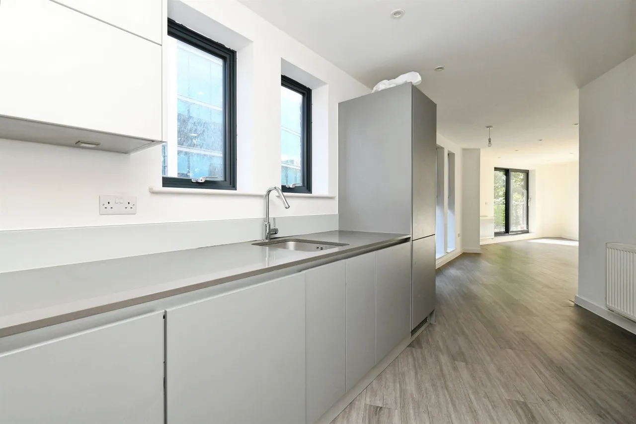 2 bed flat for sale, Victoria Road, Chelmsford, CM1