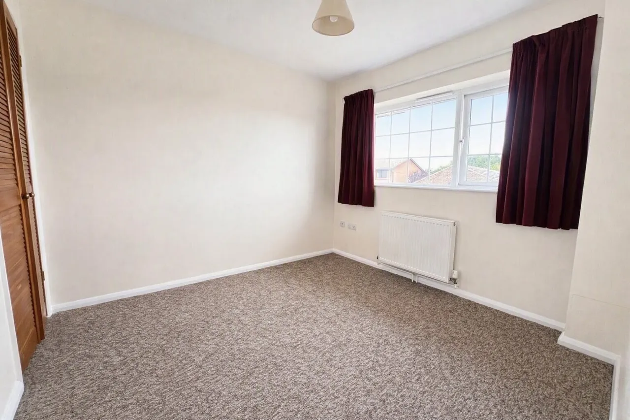 Ivy Crescent, Bognor Regis, PO22, photo 4