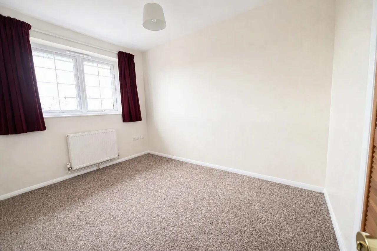 Ivy Crescent, Bognor Regis, PO22, photo 6