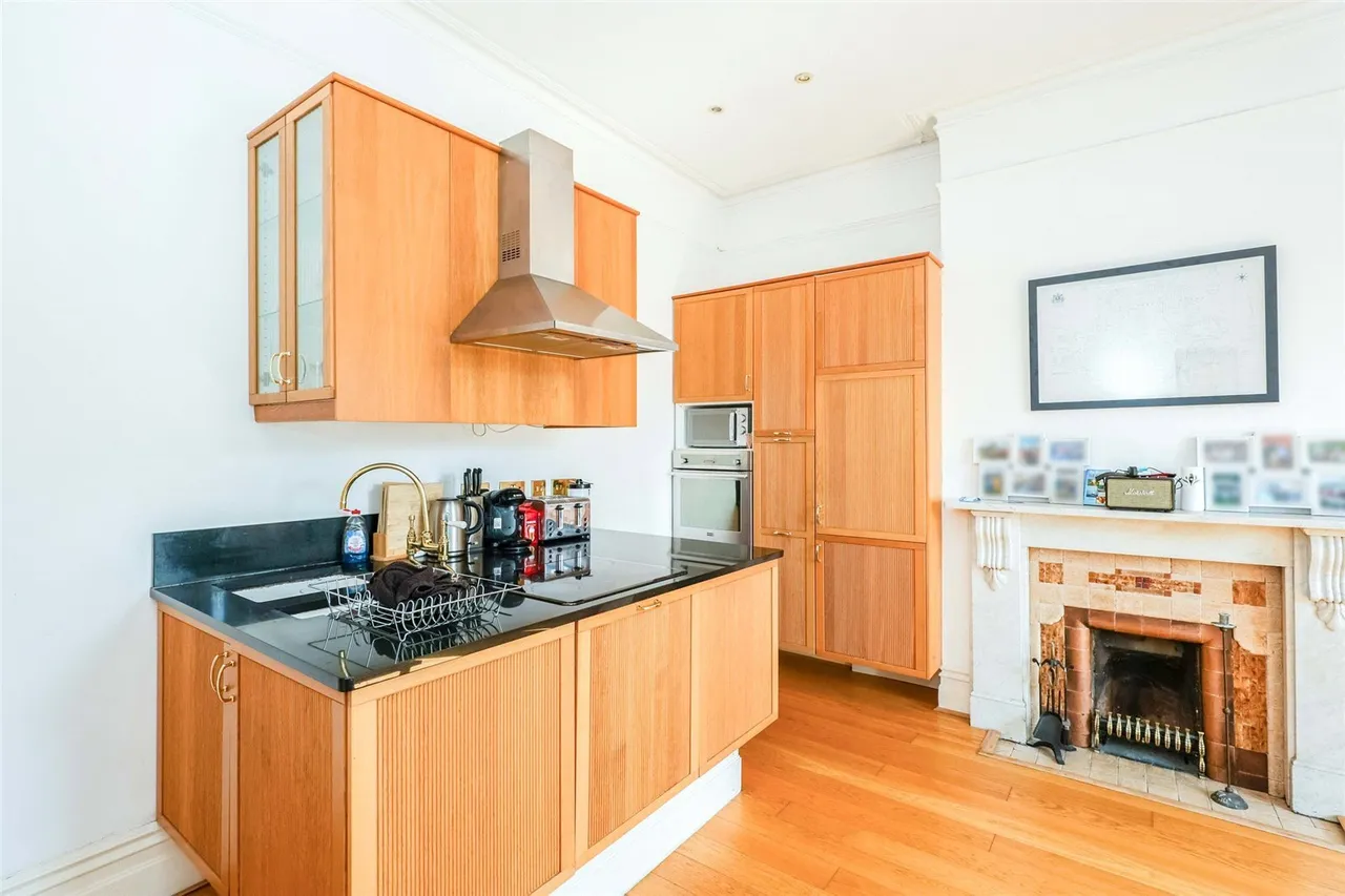 Yarborough Road, Southsea, PO5, photo 2
