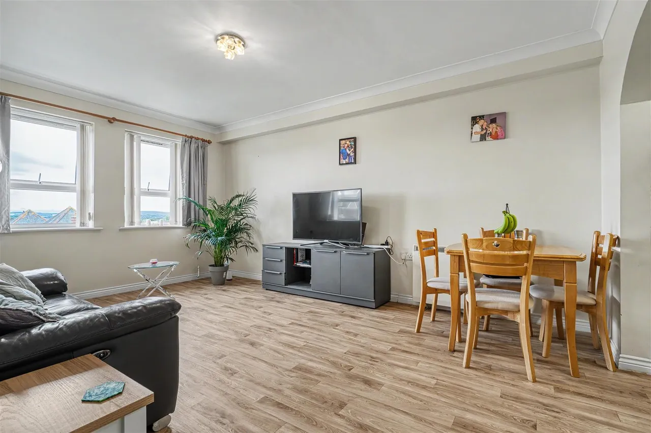 Bath Road, Sturminster Newton, photo 2