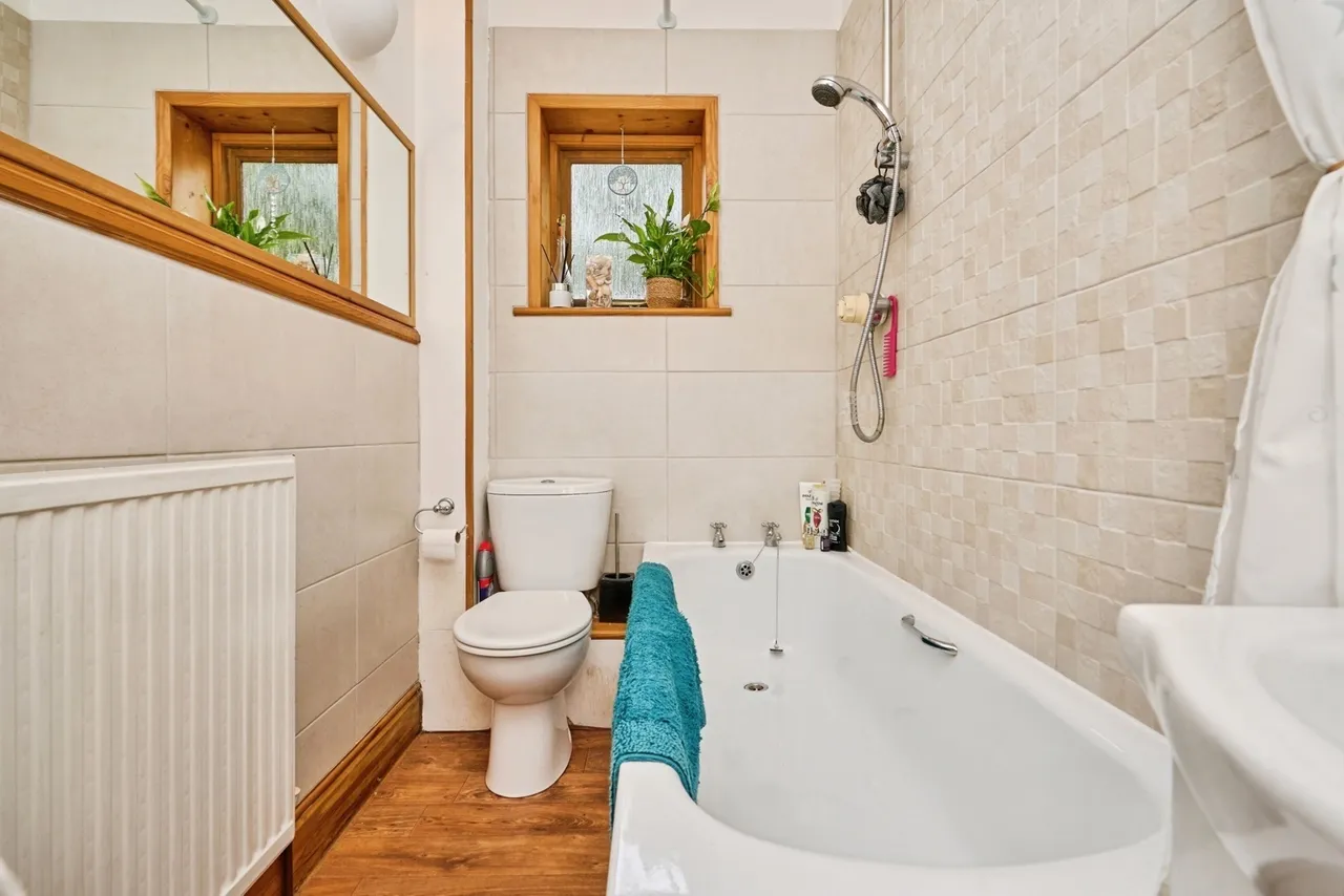 Woodside Avenue, Alverstone Garden Village, PO36, photo 11