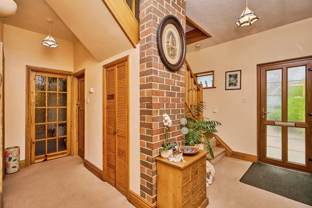 Woodside Avenue, Alverstone Garden Village, PO36, photo 10
