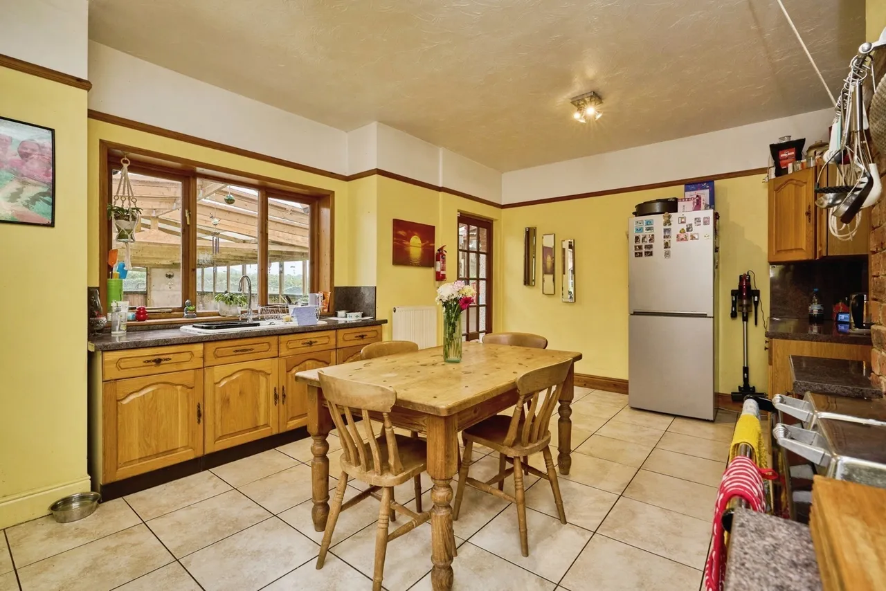 Woodside Avenue, Alverstone Garden Village, PO36, photo 17