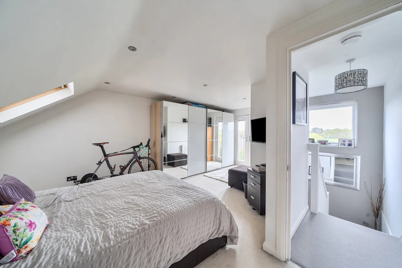 Wey Barton, Byfleet, KT14, photo 12