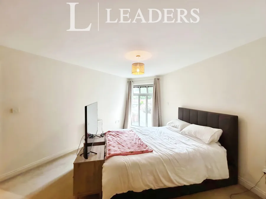 Evesham Road, Redditch, B97, photo 5
