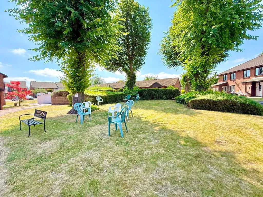 Oak Close, Dunstable LU5 4DJ, photo 7