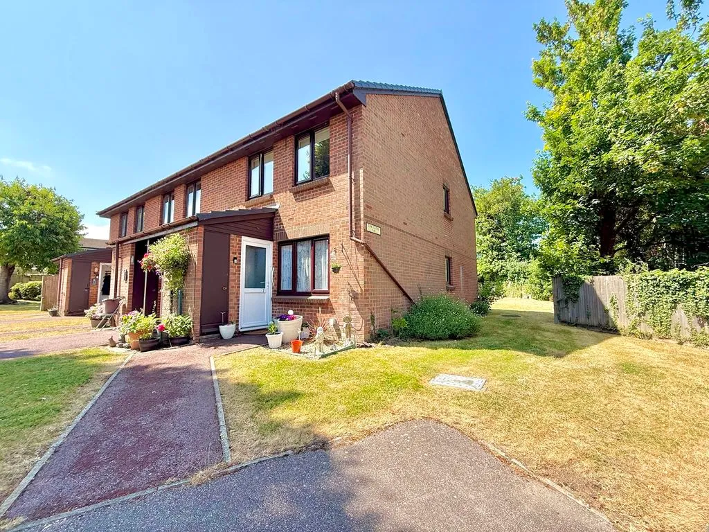 Oak Close, Dunstable LU5 4DJ, photo 8