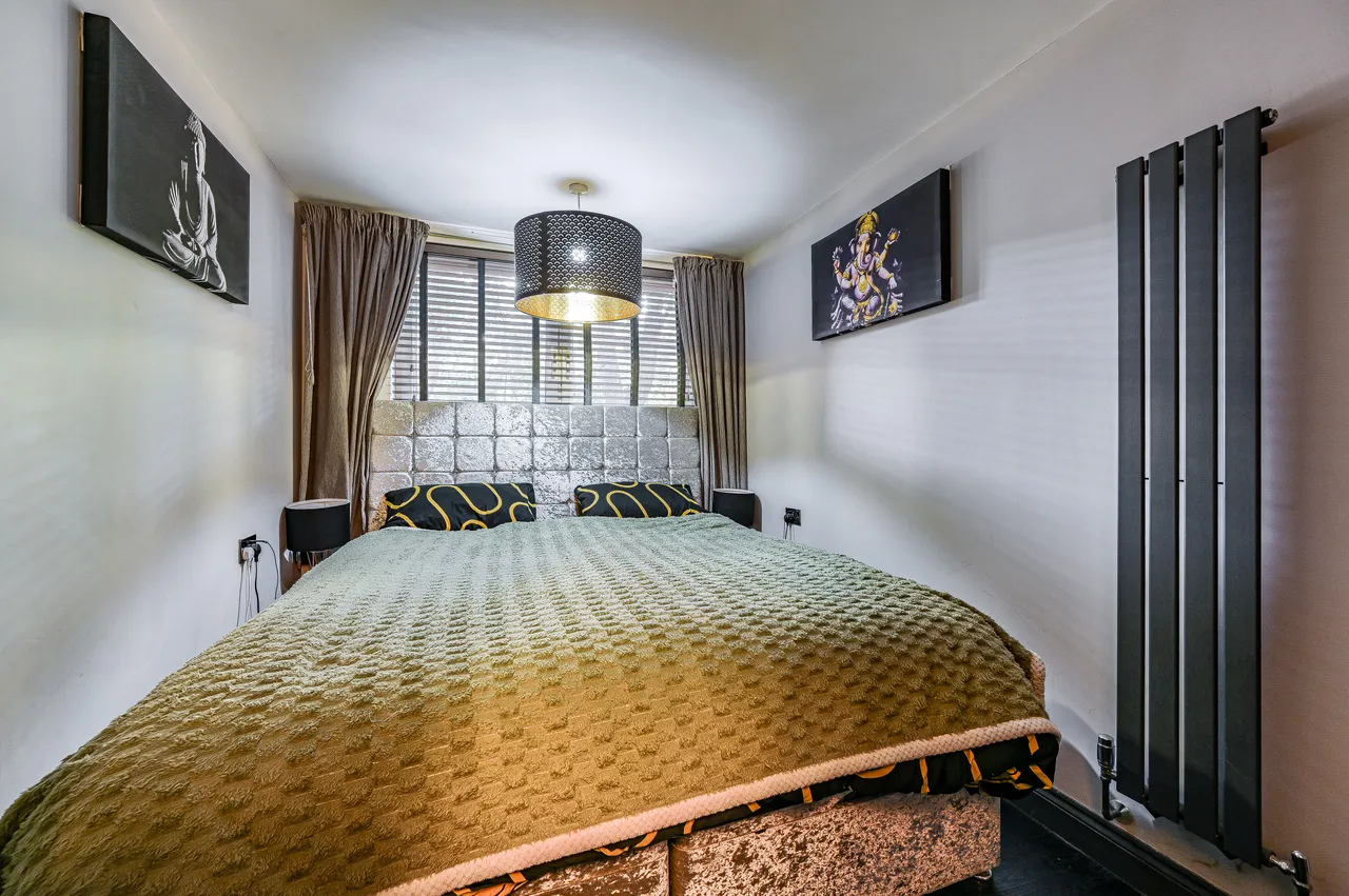 38 Hevelius Close, London, photo 2