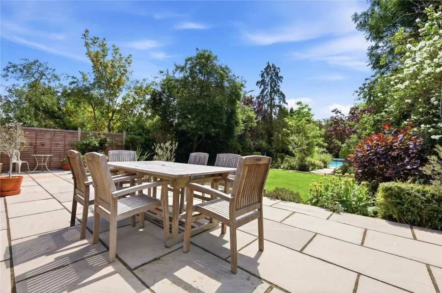 House Under Offer with 5 bedrooms in Bishop's Stortford, CM23, photo 22