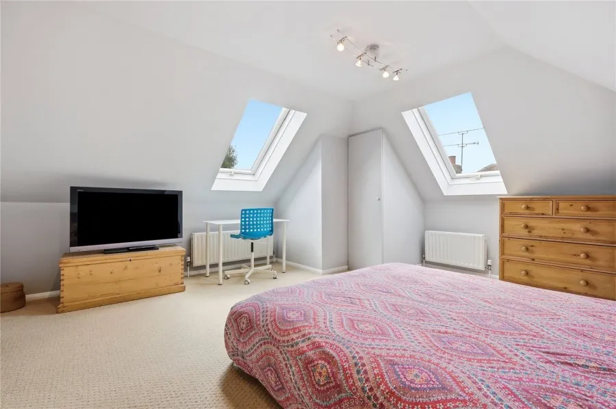 House Under Offer with 5 bedrooms in Bishop's Stortford, CM23, photo 30