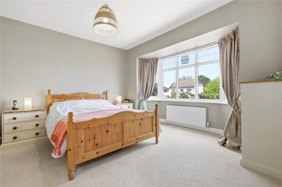 House Under Offer with 5 bedrooms in Bishop's Stortford, CM23, photo 12