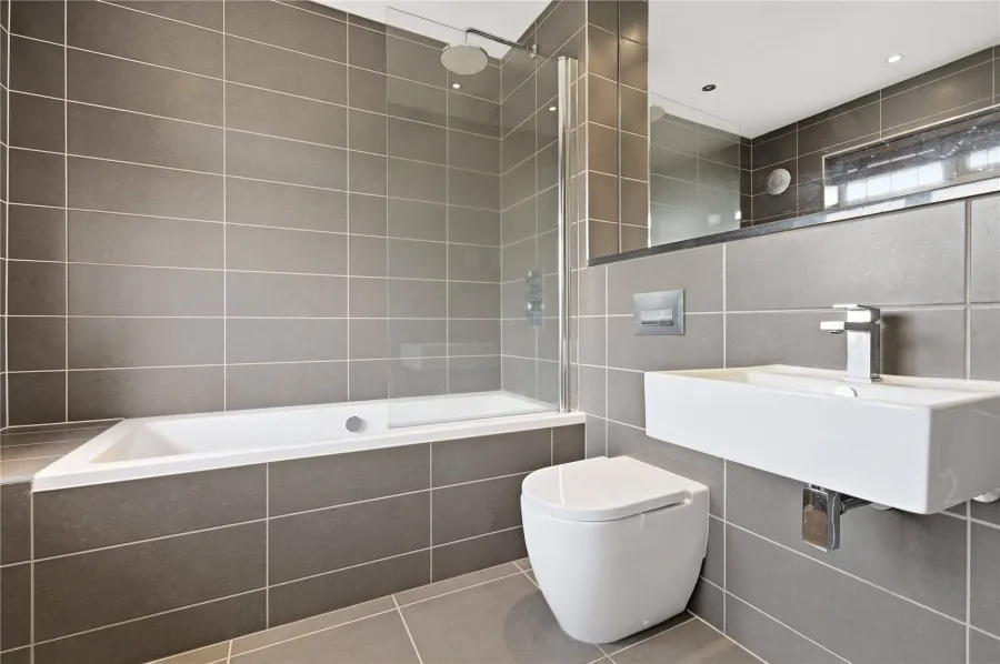 House Under Offer with 5 bedrooms in Bishop's Stortford, CM23, photo 13