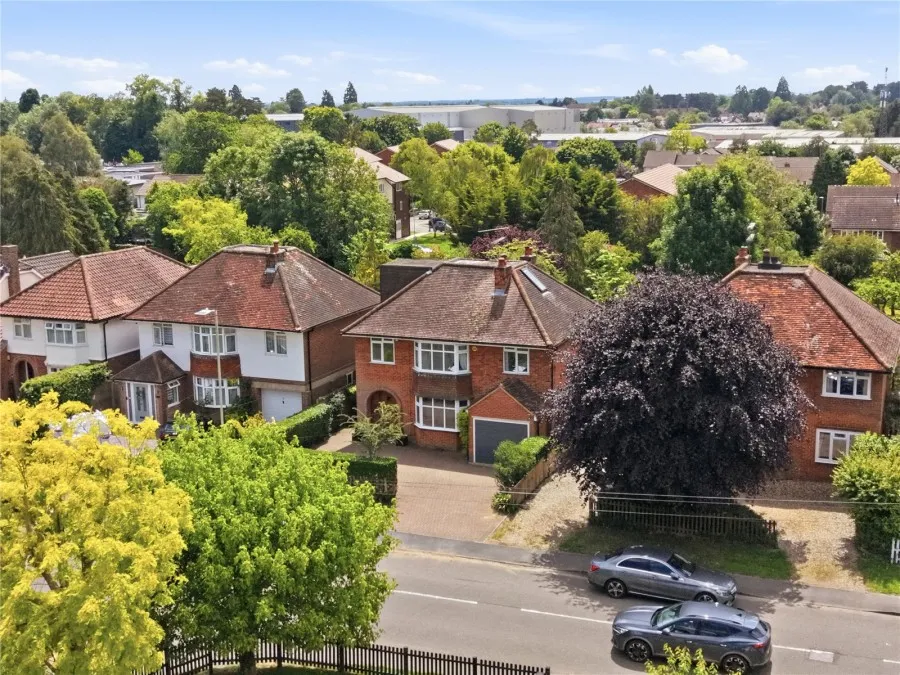House Under Offer with 5 bedrooms in Bishop's Stortford, CM23, photo 31