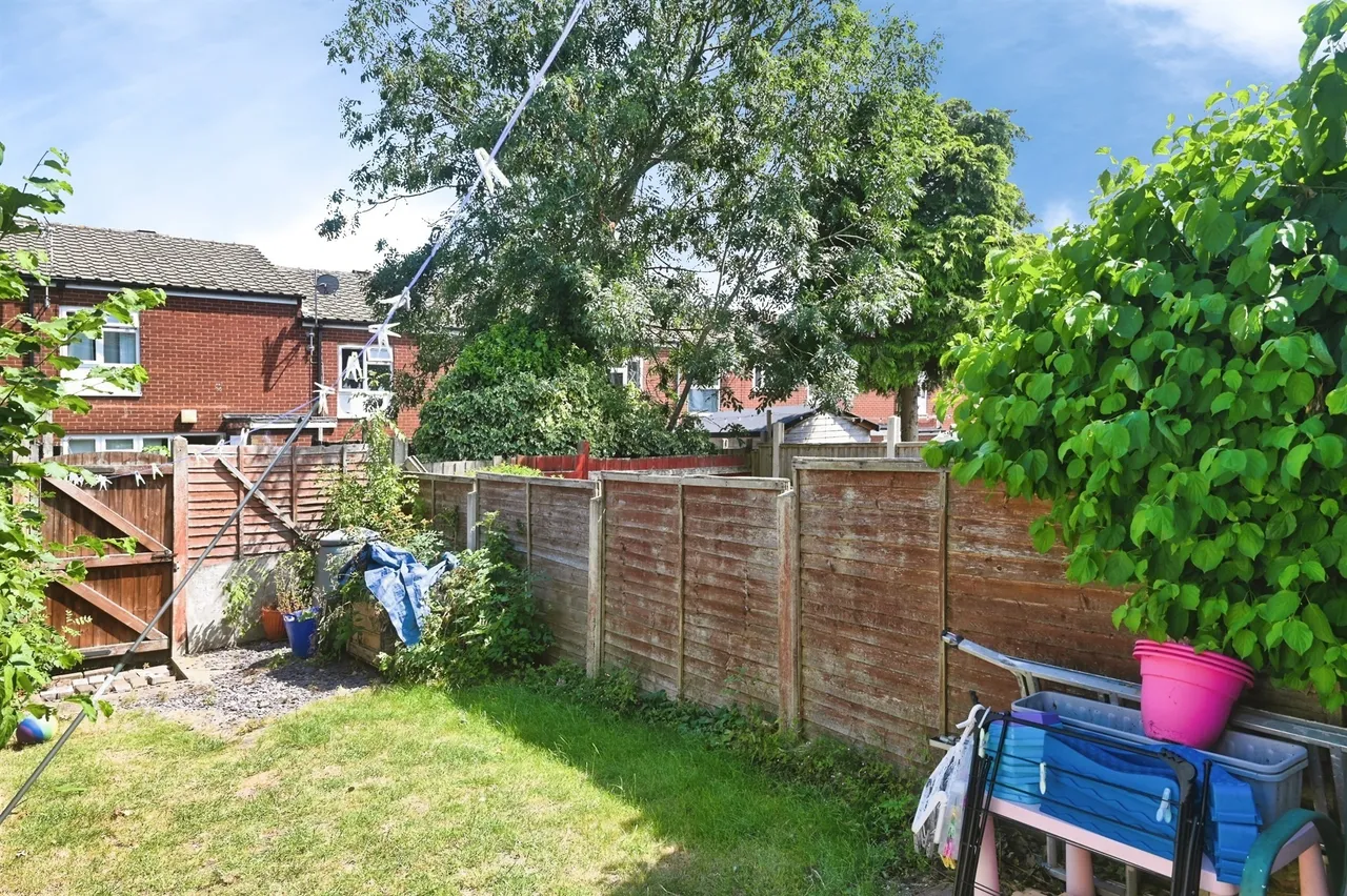 Triumph Walk, Birmingham, B36, photo 16