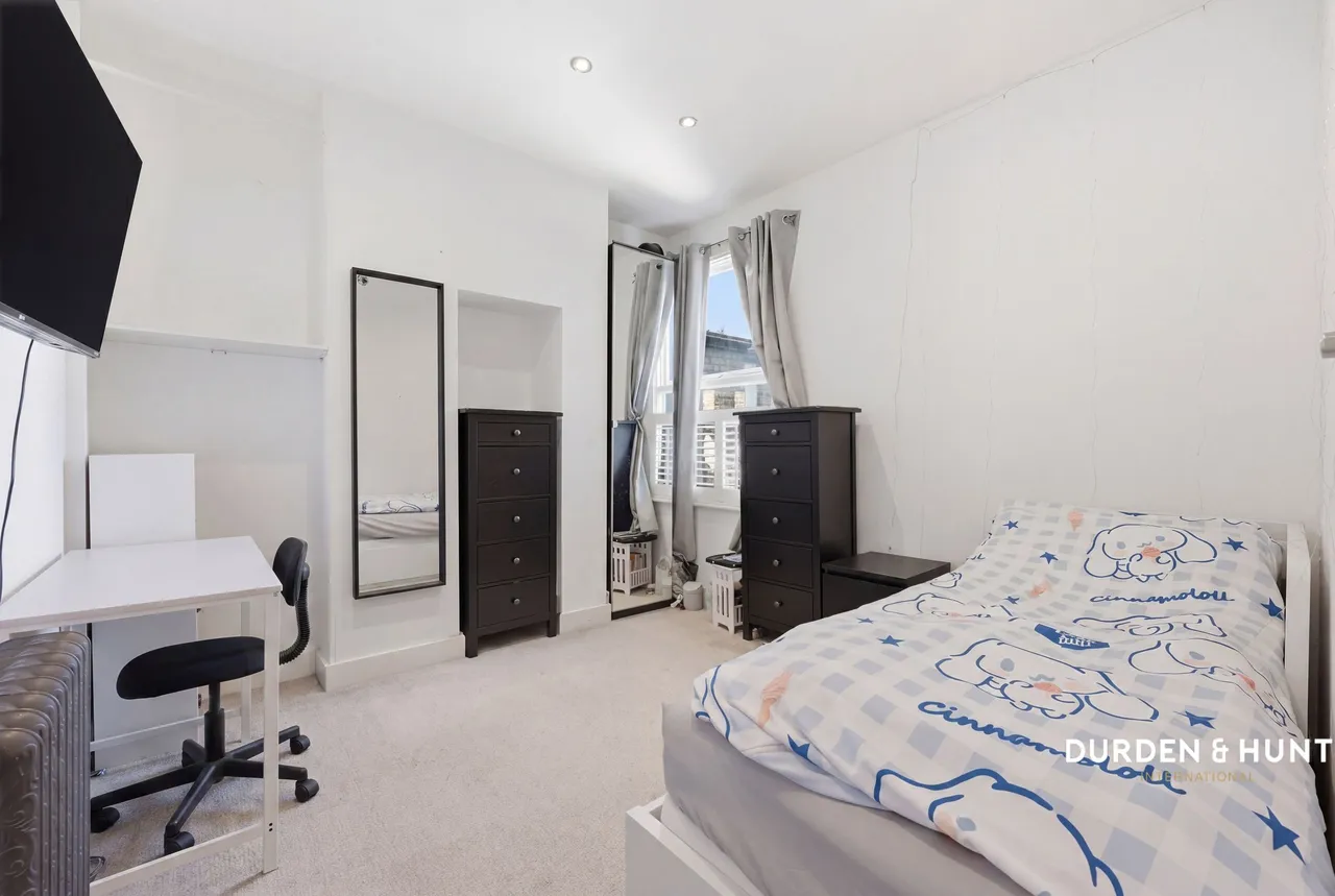 Gordon Road, Woodford, E18, photo 10