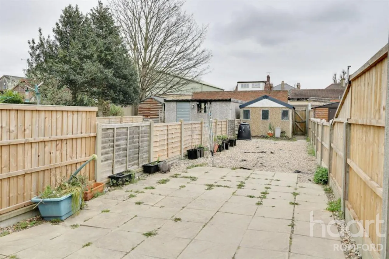 Richmond Road, Romford -, RM1, photo 13