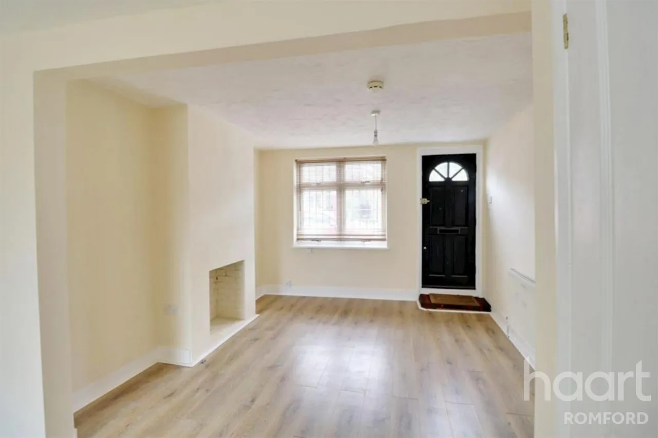Richmond Road, Romford -, RM1, photo 8