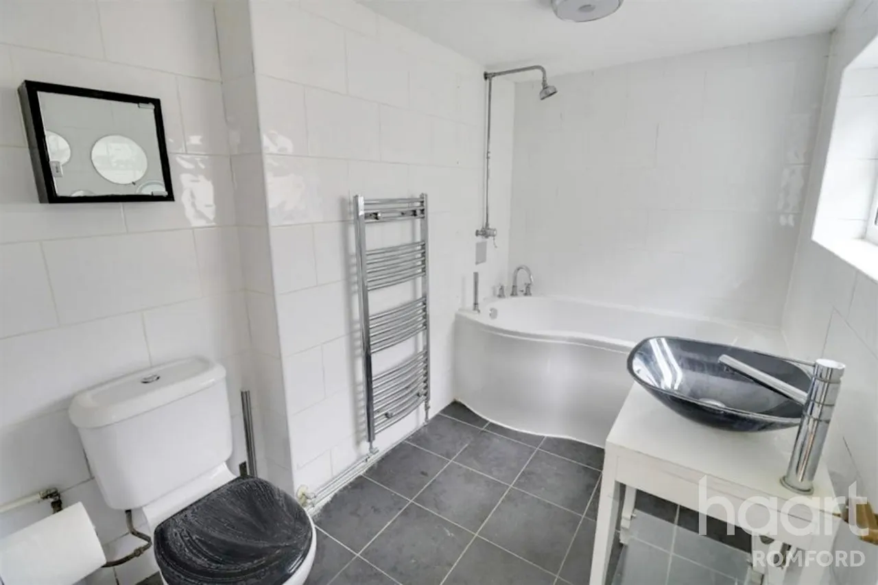Richmond Road, Romford -, RM1, photo 6