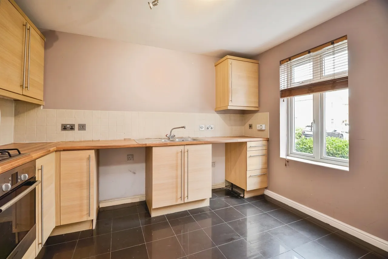 Barberry, Coulby Newham, Middlesbrough, photo 5
