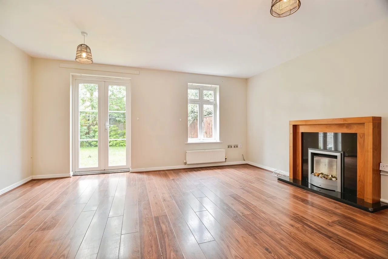 Barberry, Coulby Newham, Middlesbrough, photo 3