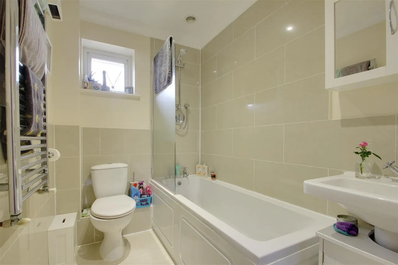 Newtimber Avenue, Goring-By-Sea, Worthing, photo 11
