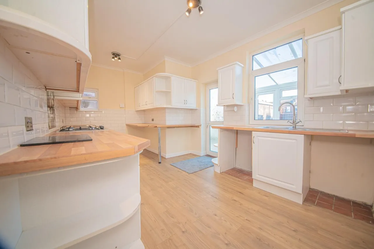 Chamberlayne Road, Eastleigh, Hampshire, SO50 5JF, photo 5