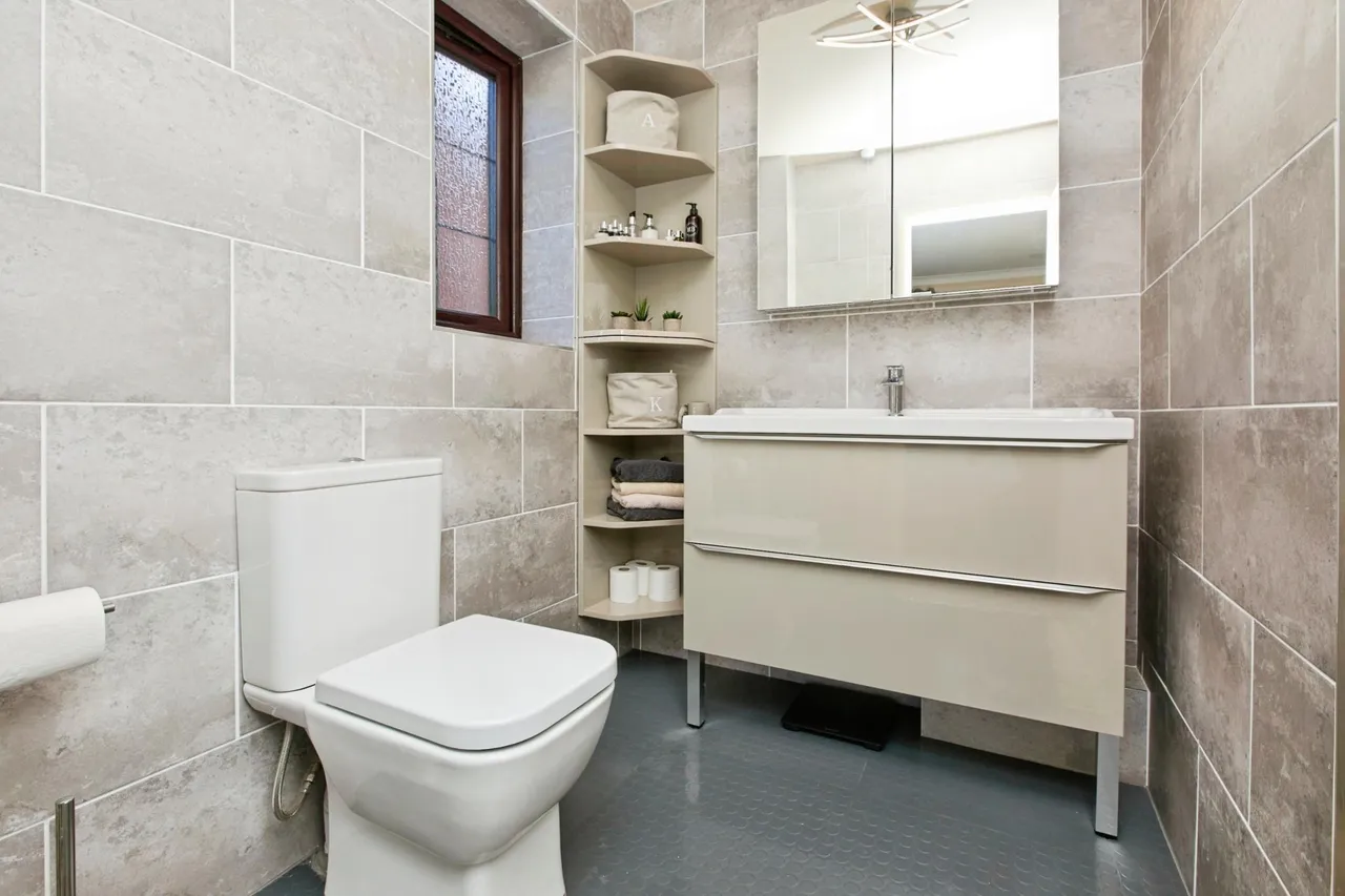 Wentworth Drive, Burton-on-trent, DE13, photo 13
